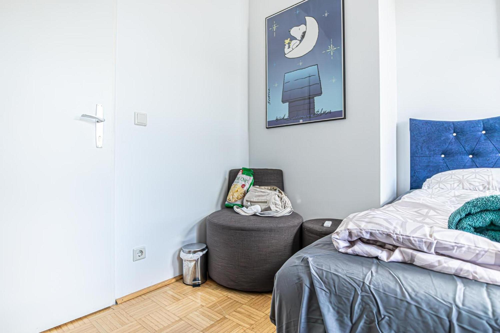 Near Schoenbrunn - Economy Rooms In Shared Apartment At Meidling Train Station Viena Exterior foto